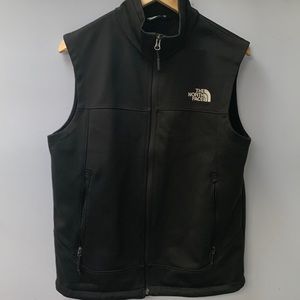 Black Northface vest